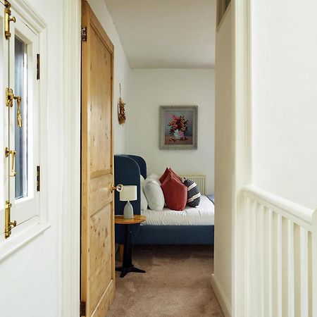 Dolls House - Luxury Townhouse *Sleeps 10* Villa Henley-on-Thames Kültér fotó