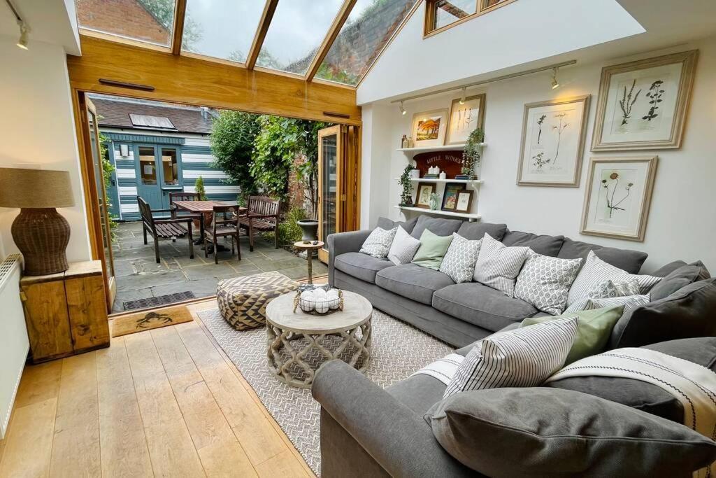 Dolls House - Luxury Townhouse *Sleeps 10* Villa Henley-on-Thames Kültér fotó