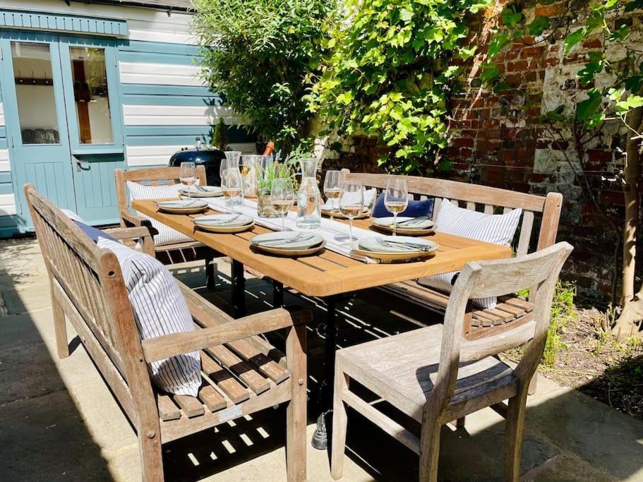 Dolls House - Luxury Townhouse *Sleeps 10* Villa Henley-on-Thames Kültér fotó