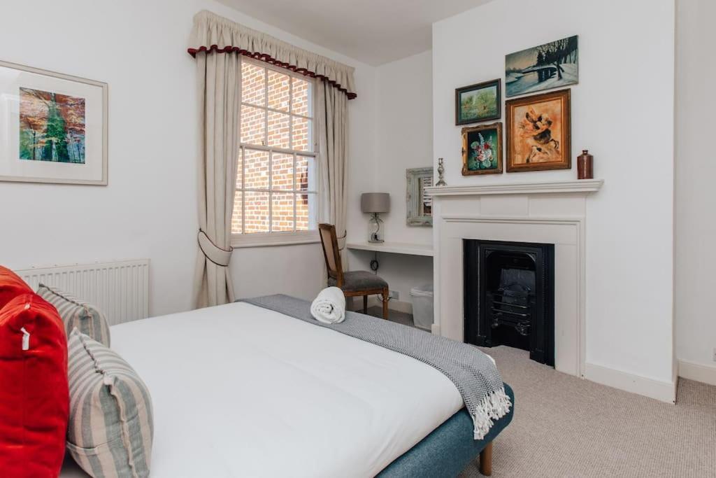 Dolls House - Luxury Townhouse *Sleeps 10* Villa Henley-on-Thames Kültér fotó