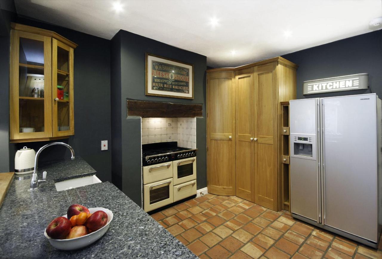 Dolls House - Luxury Townhouse *Sleeps 10* Villa Henley-on-Thames Kültér fotó