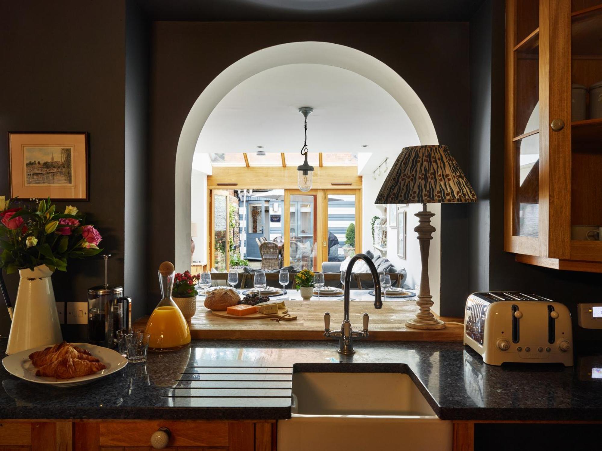 Dolls House - Luxury Townhouse *Sleeps 10* Villa Henley-on-Thames Kültér fotó