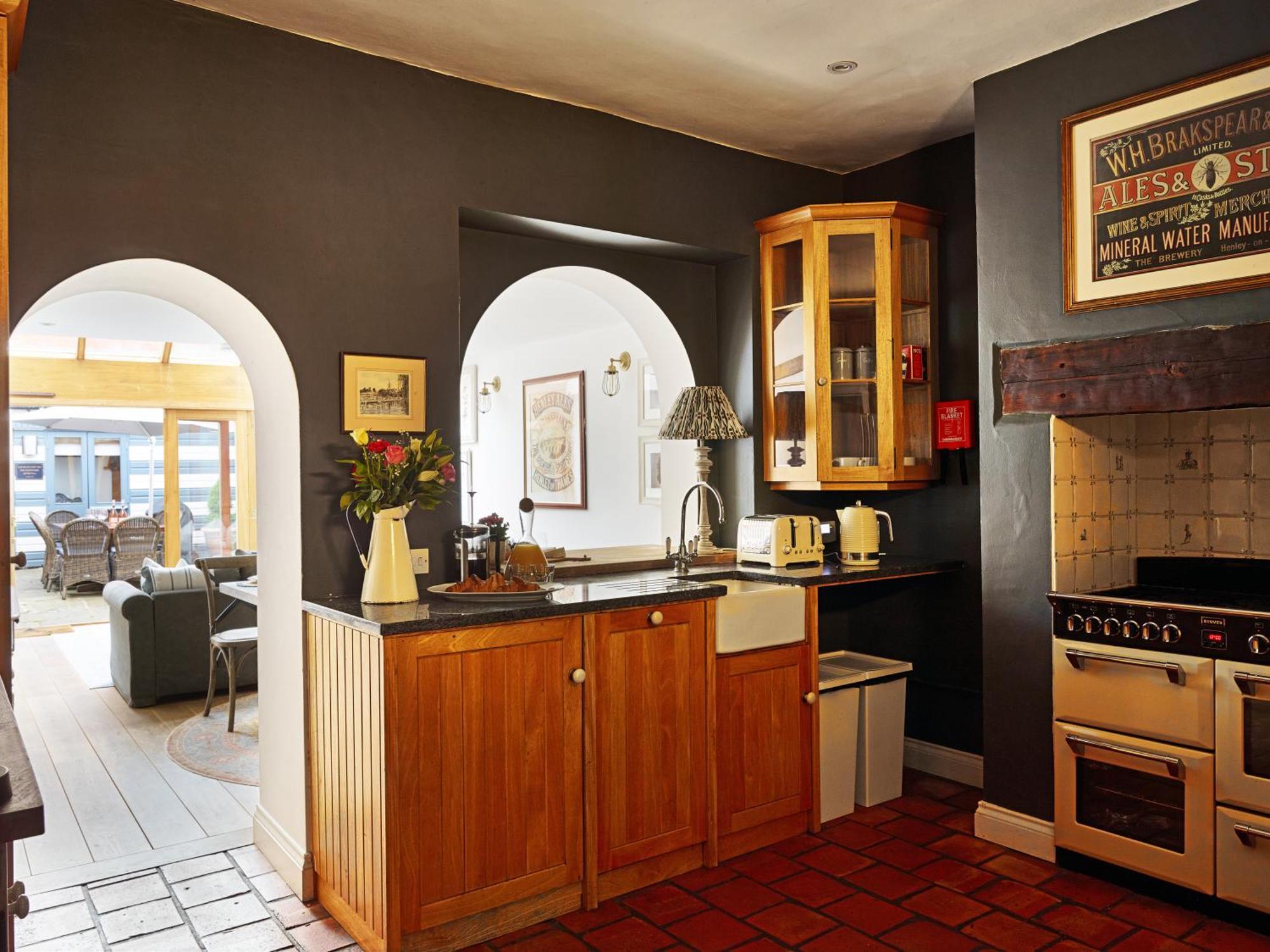 Dolls House - Luxury Townhouse *Sleeps 10* Villa Henley-on-Thames Kültér fotó